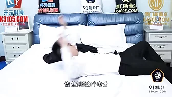 Slut Mature Milf With Hot Lingerie Teasing Her Husbands Friend To Fuck Her Tight Pussy